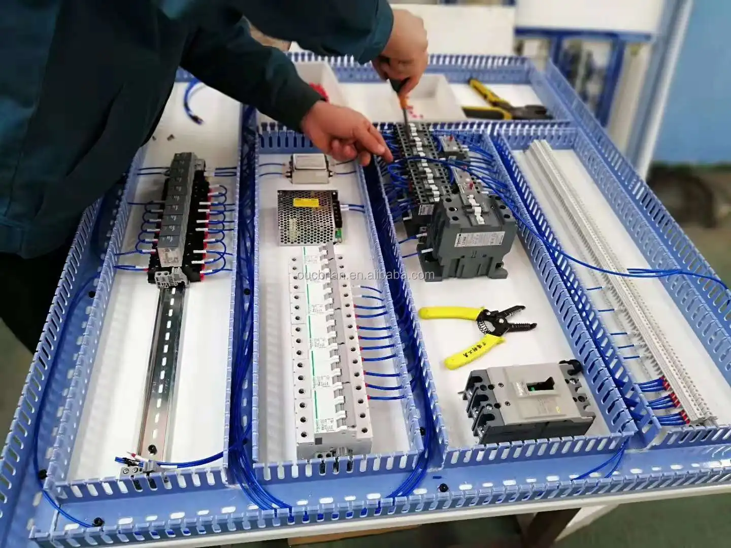 Semi Automatic Pizza Carton Box Paper Cardboard Die Cutting Machine Cardboard Die-cutting Machine Die Cutter Machine