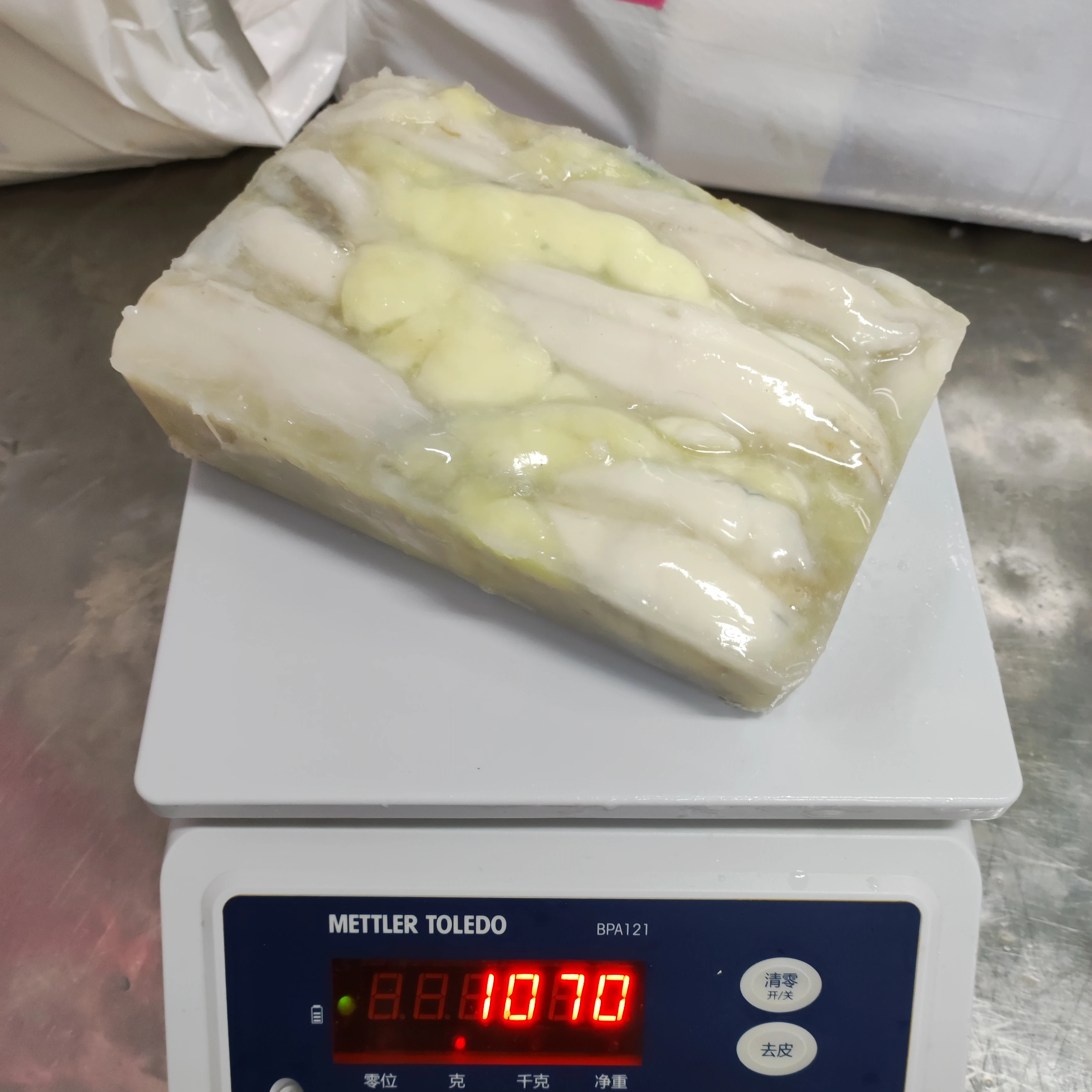 natural wholesale white part seafood frozen squid roe raw material block in stock