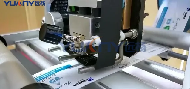 Small Desktop Semi Automatic Spirits Wine Tin Cans Jar Round Bottles Sticker Labeling Applicator Machine