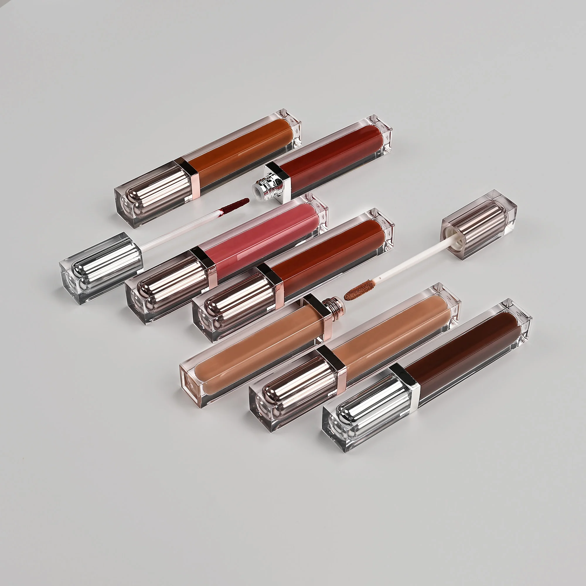 Выберите свой собственный тюбик для блеска для губ под заказ помада с фирменной этикеткой