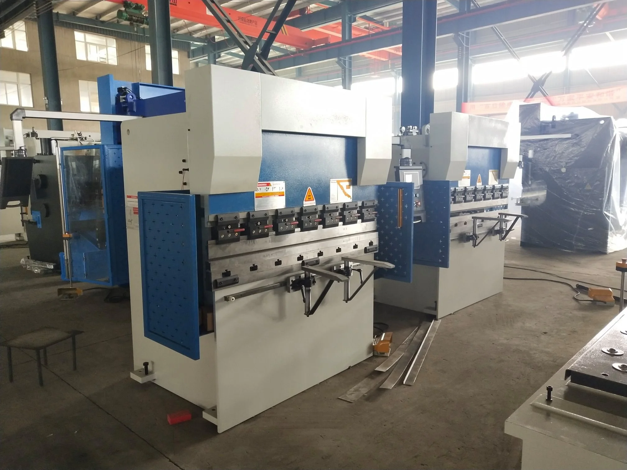 
Hydraulic Press Brake Machine Model WC67K 30t 1600 