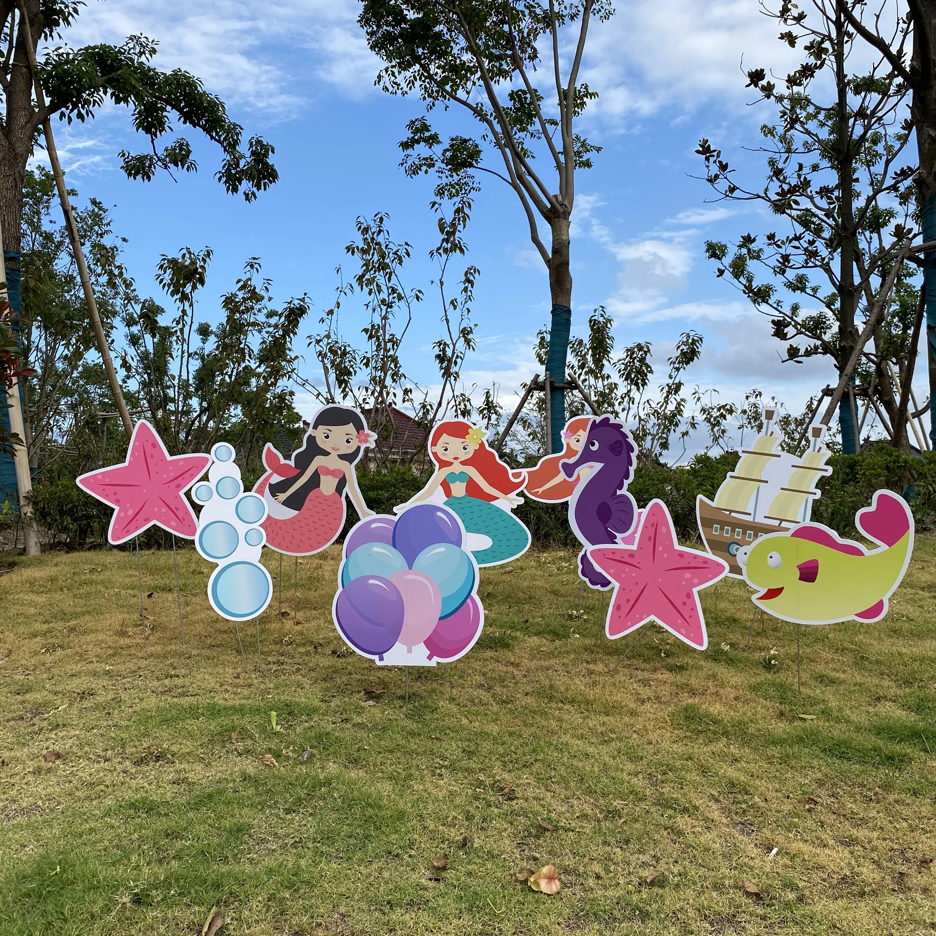 Custom Plastic Sheet Yard Signs With Stake Happy Birthday Lawn Letter Yard Signs