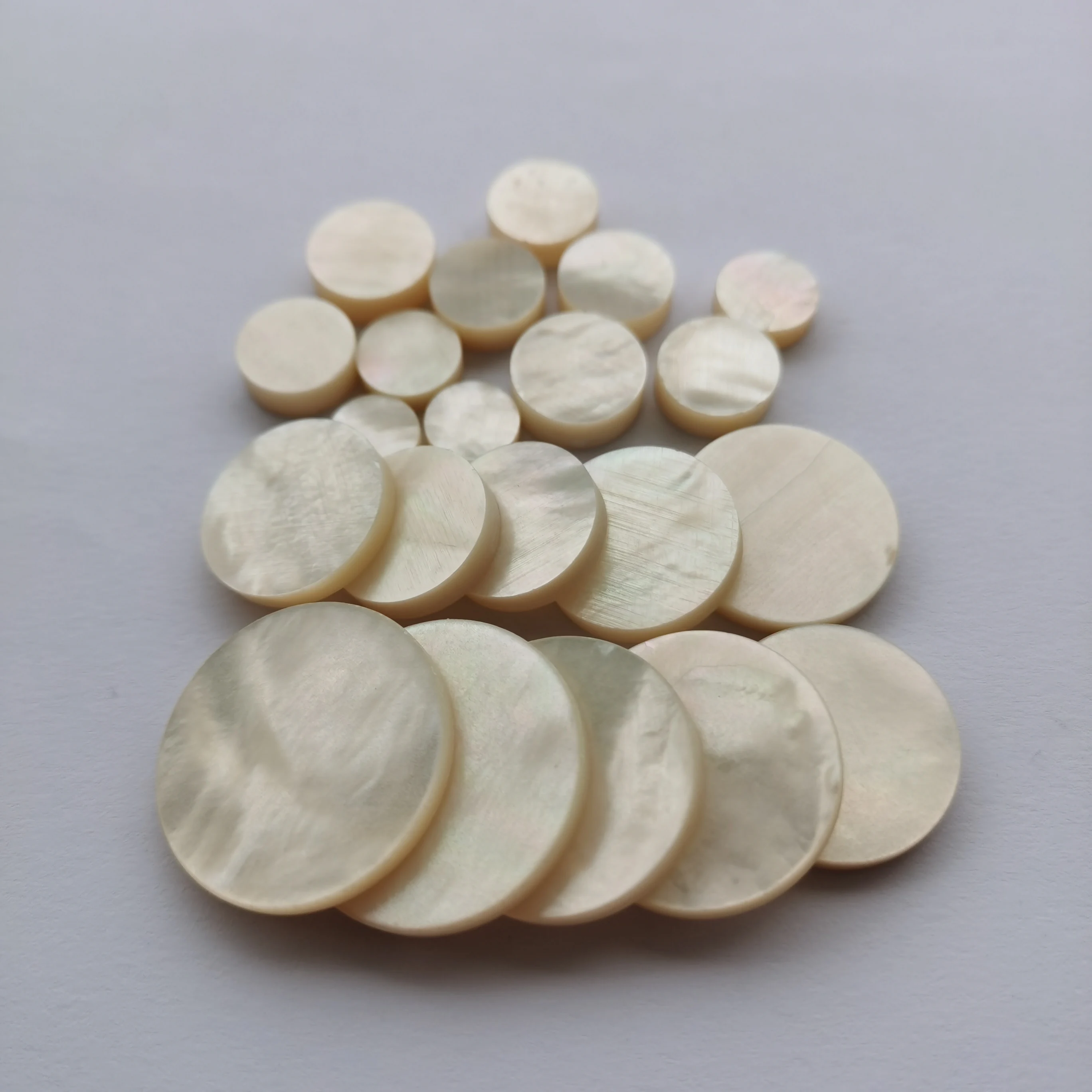 Bespoke Buttons Pearl Shell Button Natural White Mother of Pearl MOP Shell Blank