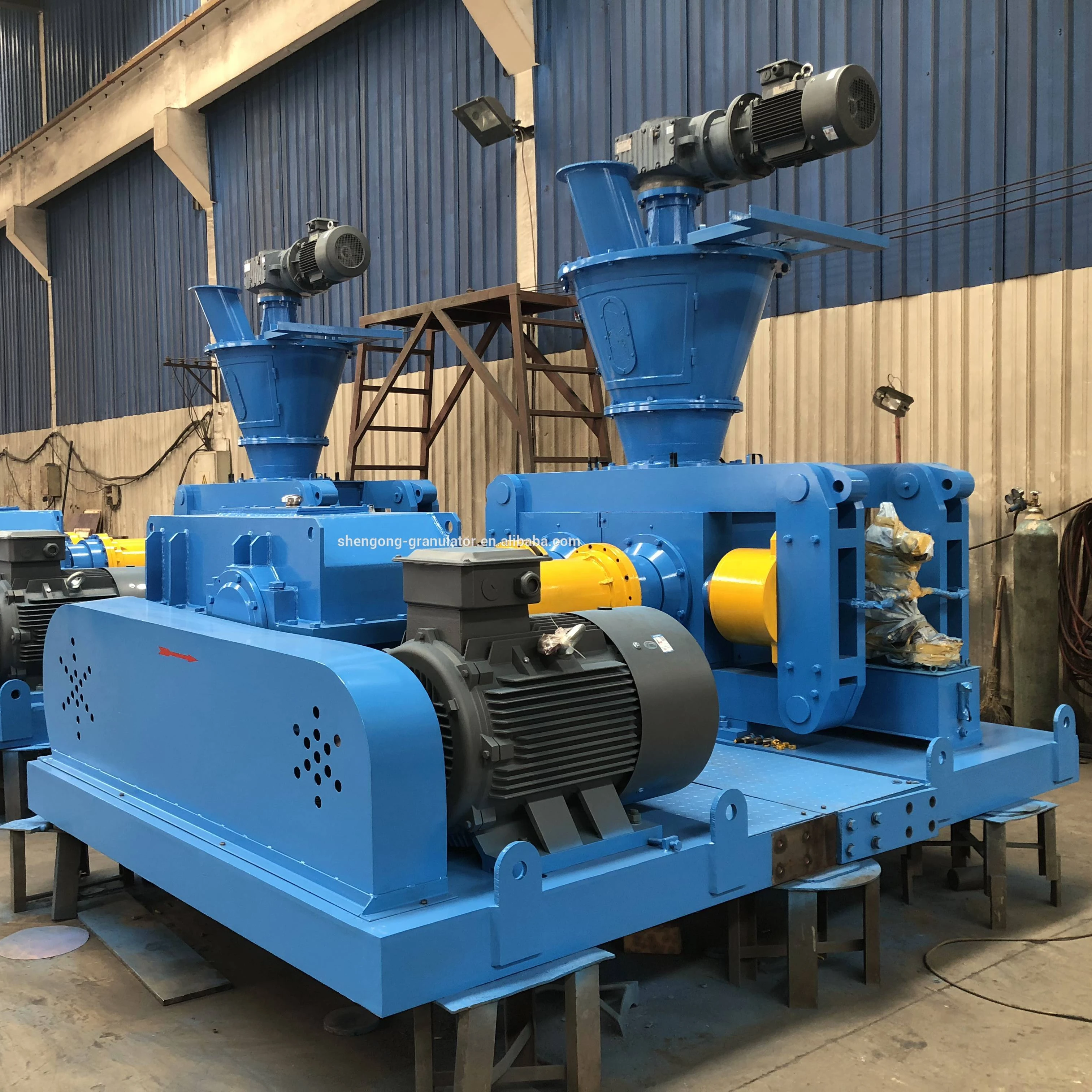 Industrial chemical mineral inorganic fertilizer powder auger precompression double roller compact briquette production line