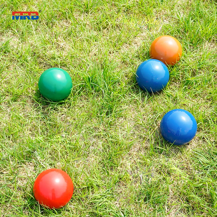 Deluxe 8 Resin Bowls Bocce Game Set Red Green Sports Outdoors