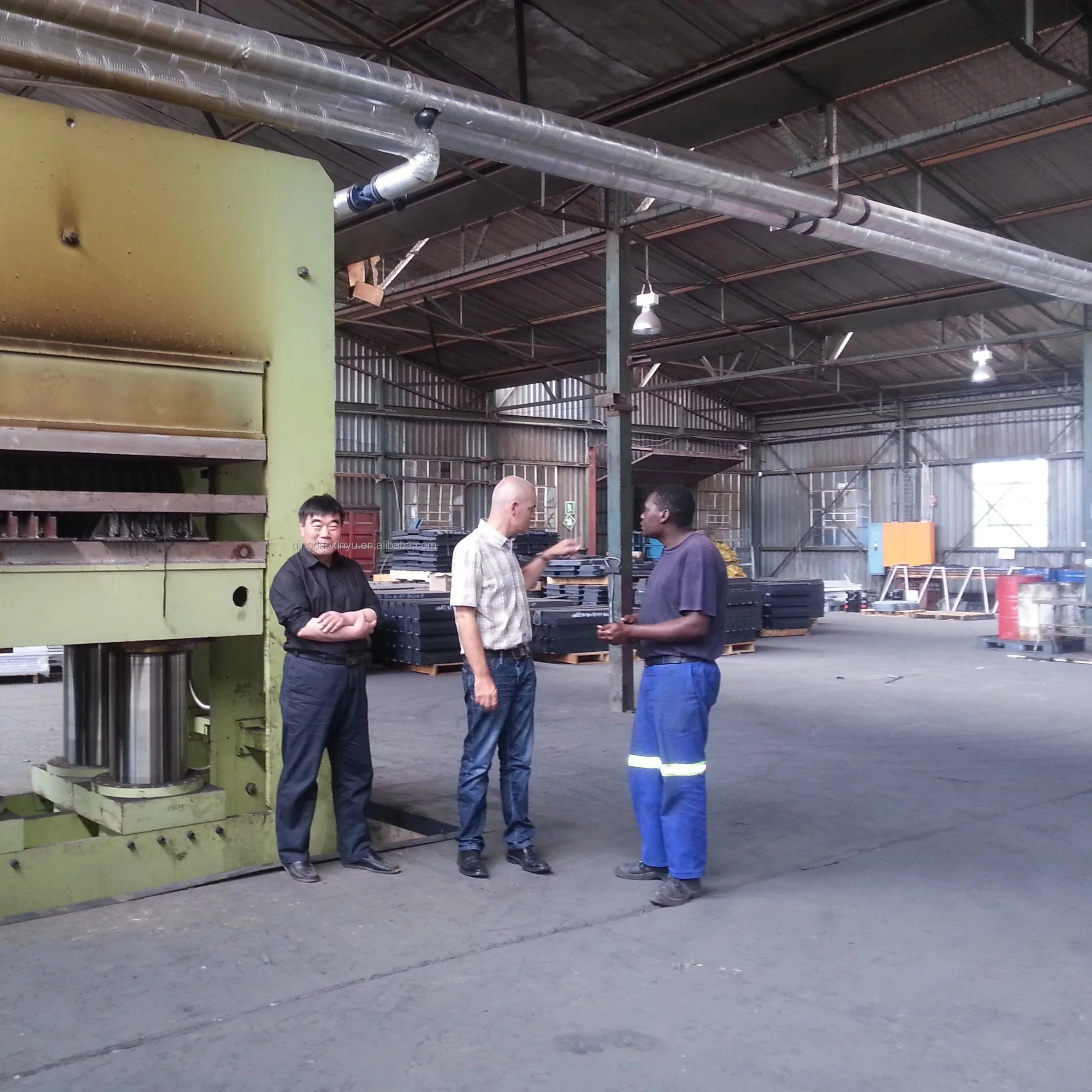 Rubber Mat Vulcanization Machine Hot Vulcanizing Rubber Machine Rubber Vulcanizing Making Machine