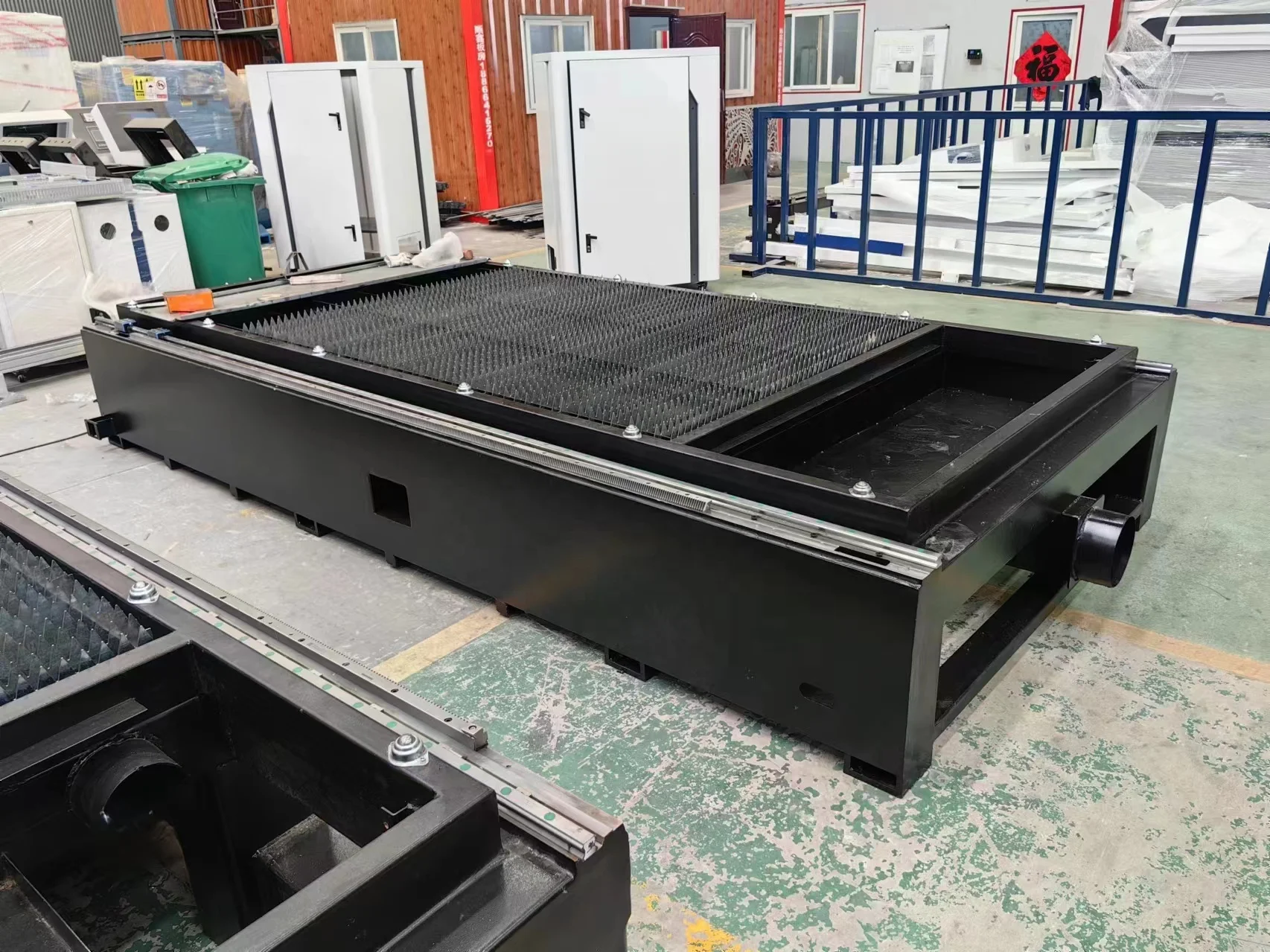 3015 Table Type Laser Cutter 1500W 3000W Metal Fiber Plate Laser Cutting Machine Raytools Brand Laser Head Supports AI BMP