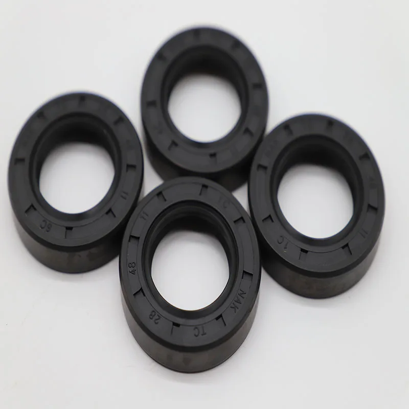 Factory Hot Selling Mechanical Parts Oilseal High Temperature Resistance Harvester Seal Nbr Fkm Rubber TG Skeleton Oil Seal