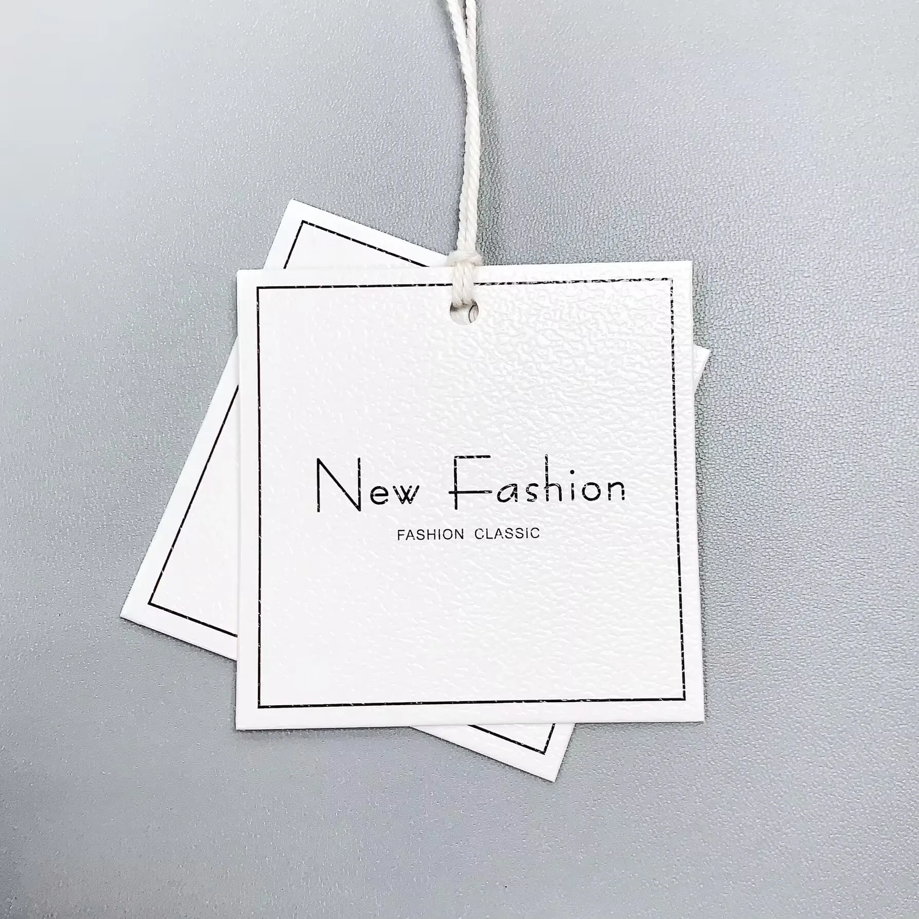 Экологически чистые пользовательские бирки для одежды для предметов ручной работы персонализированные высококачественные модные этикетки для одежды подвесные бирки с логотипом