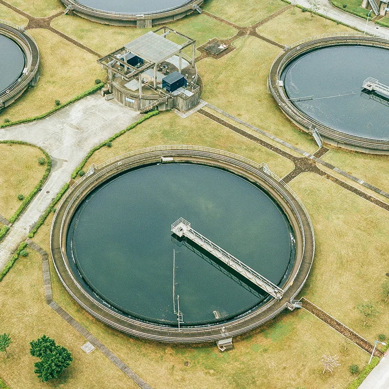 Aquaculture fish tank water purification remove water yellow water muddy coconut shell activated carbon