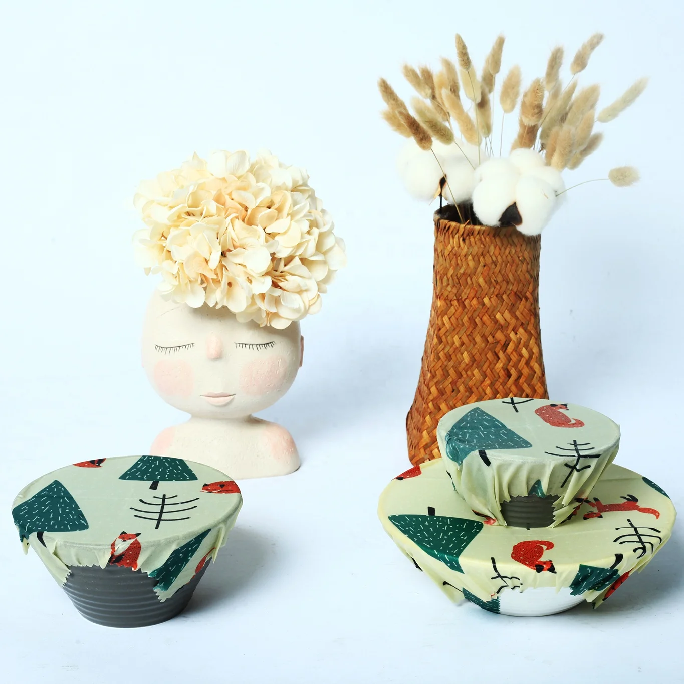 Eco-friendly packaging film with button rope storage rope color beeswax packaging film for food