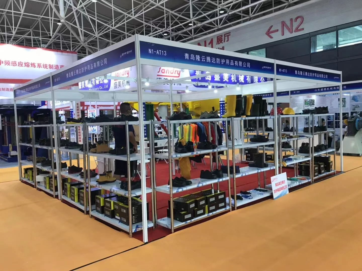 Outdoor Four Seasons middle-cut steel PU outsole work shoes steel toe caps