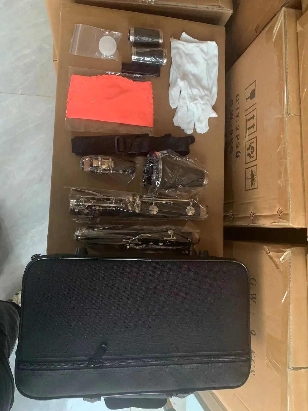 B-flat ebony clarinet instrument playing clarinet Beginner series