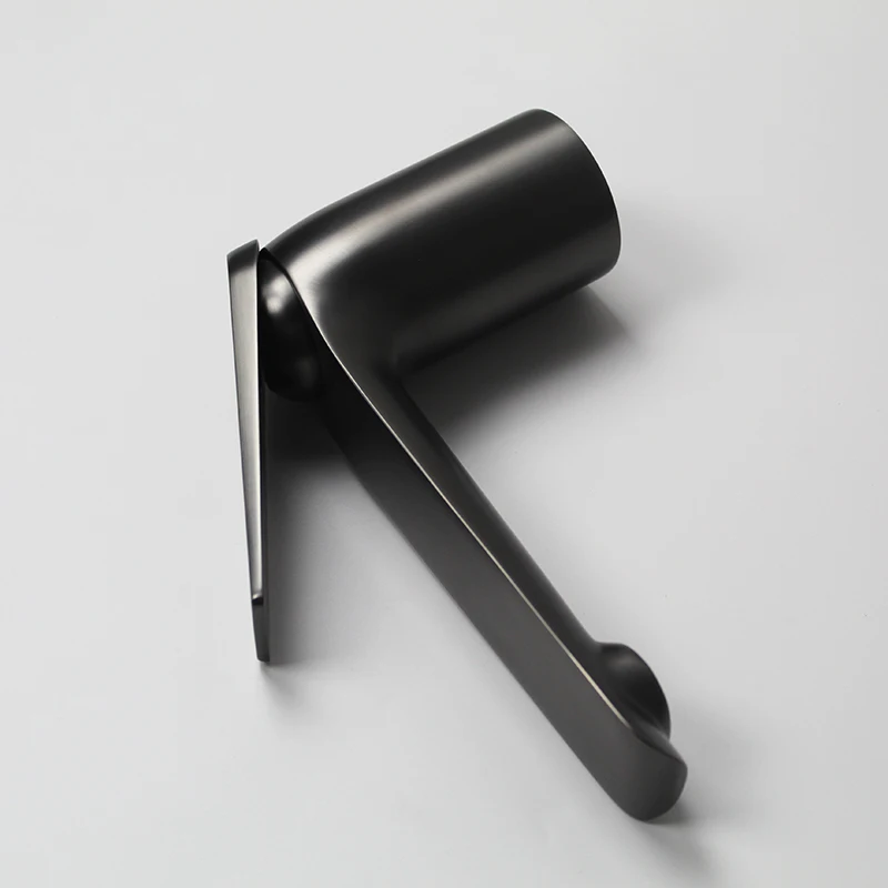 Fashion long spout salon luxury faucet manufacturer taps china