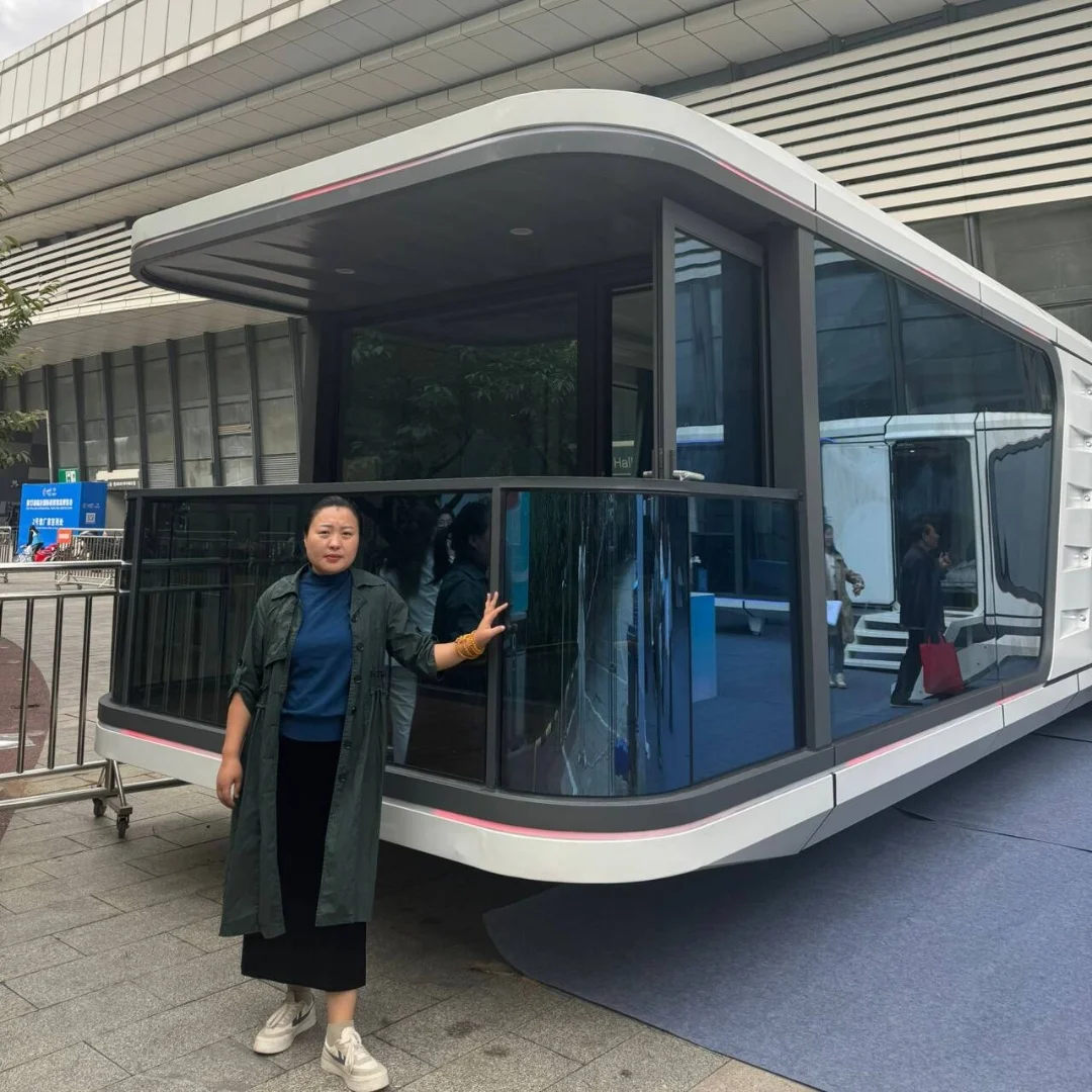 Good Quality Large Capsule Mobile Capsule House Capsule House Modular House