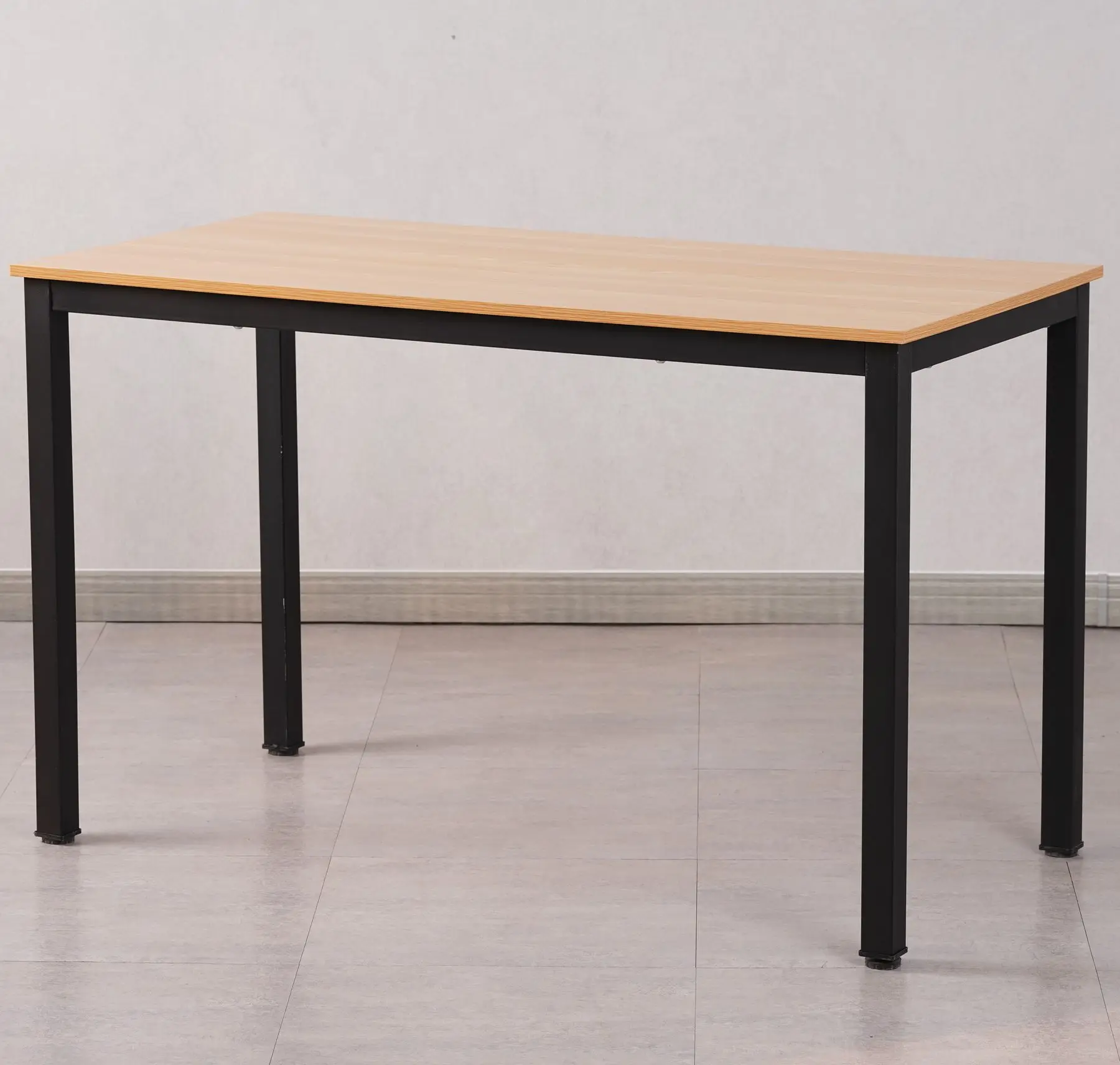 2022  Low Cost Classic Staff Office Table Design Wood Computer Table Office Fold Table Office