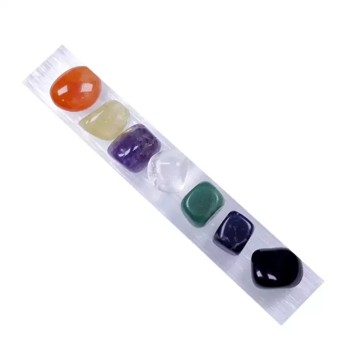 Оптовая продажа натуральный драгоценный камень кристалл семь чакр опутанные камни Наборы белых селенитных