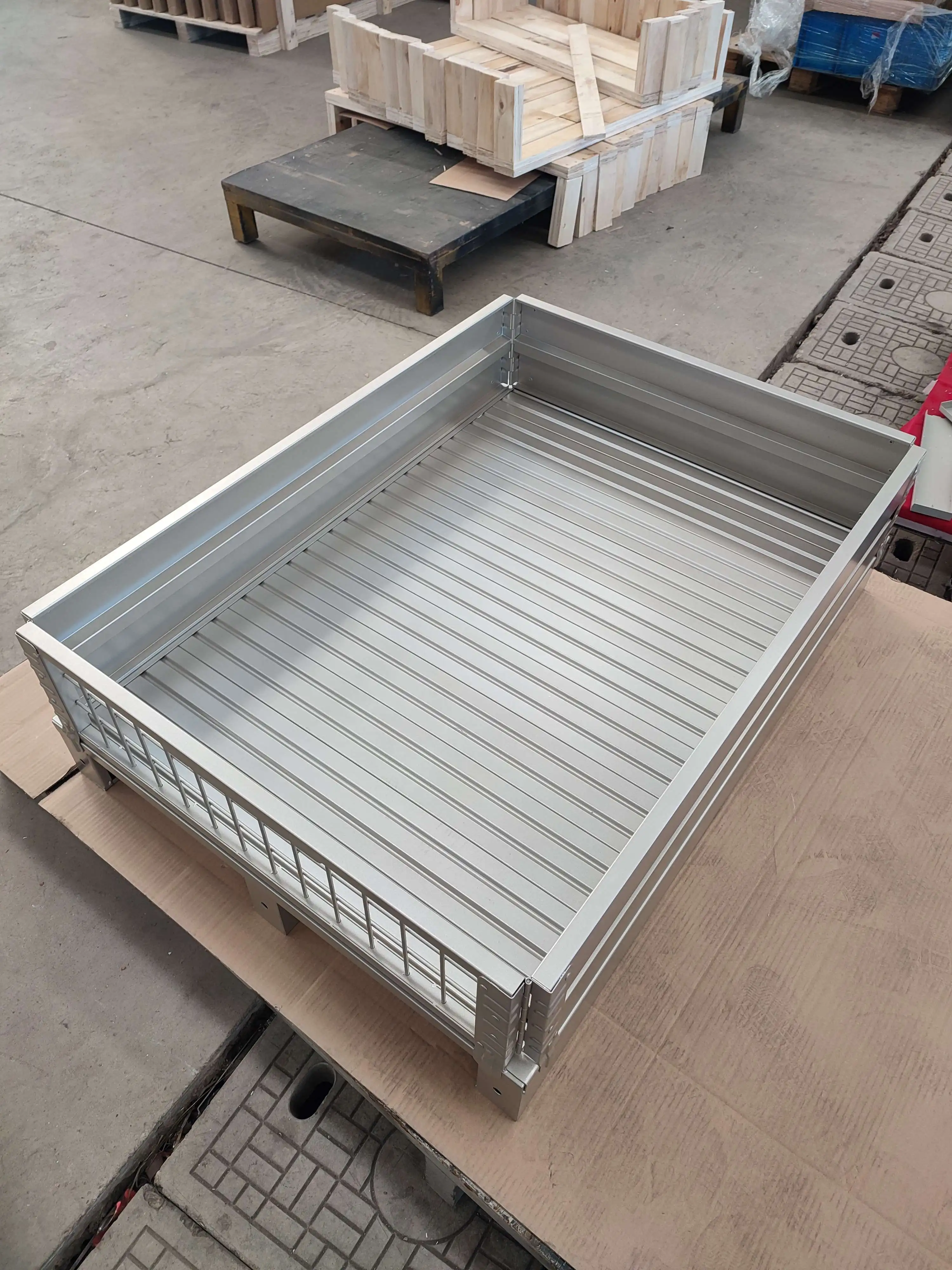 warehouse steel pallet for store goods 1.2m steel reinforced racking heavy duty  custom steel pallet