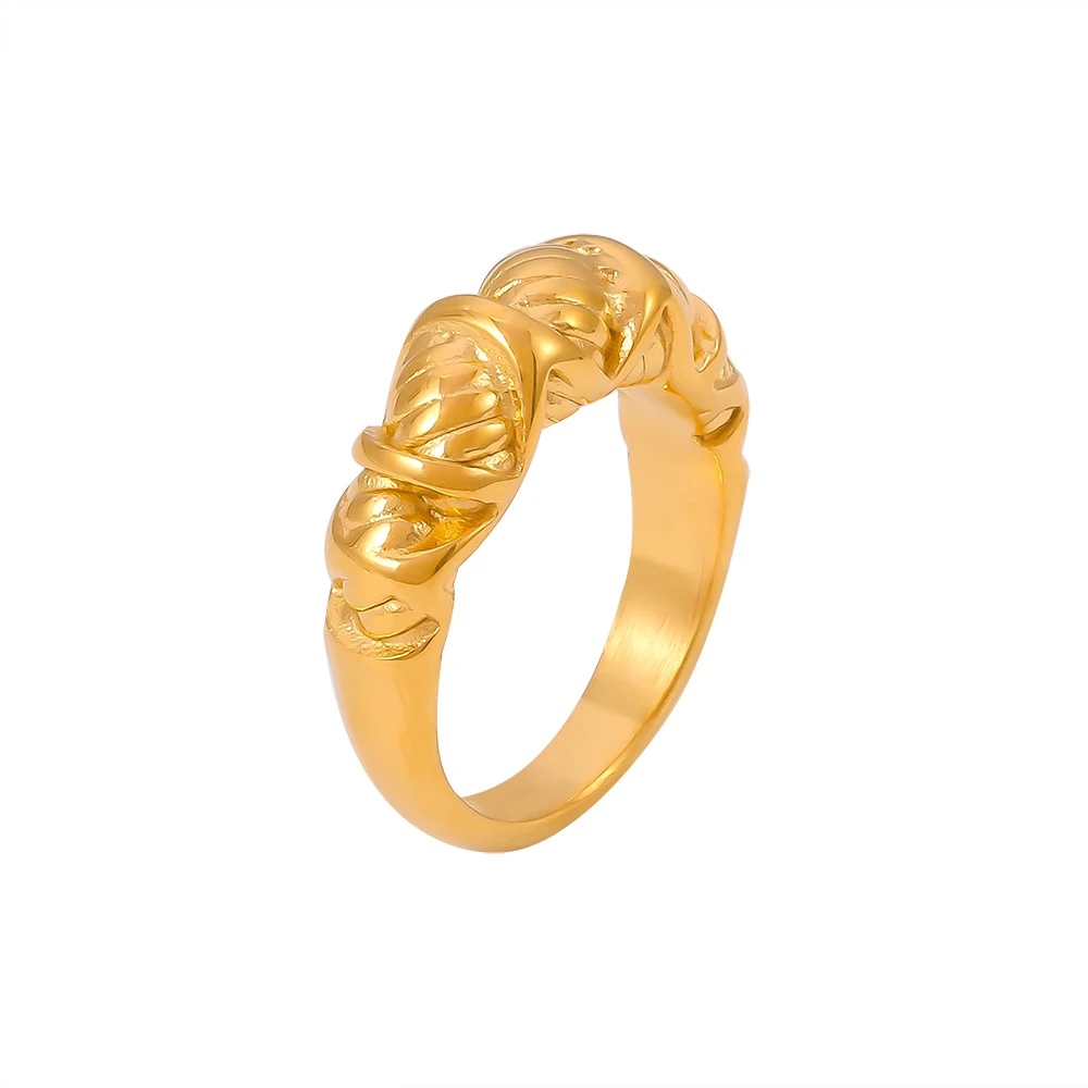 Europe and the United States chic style unique striped ring niche design of stainless steel plated 18k gold light luxury ring