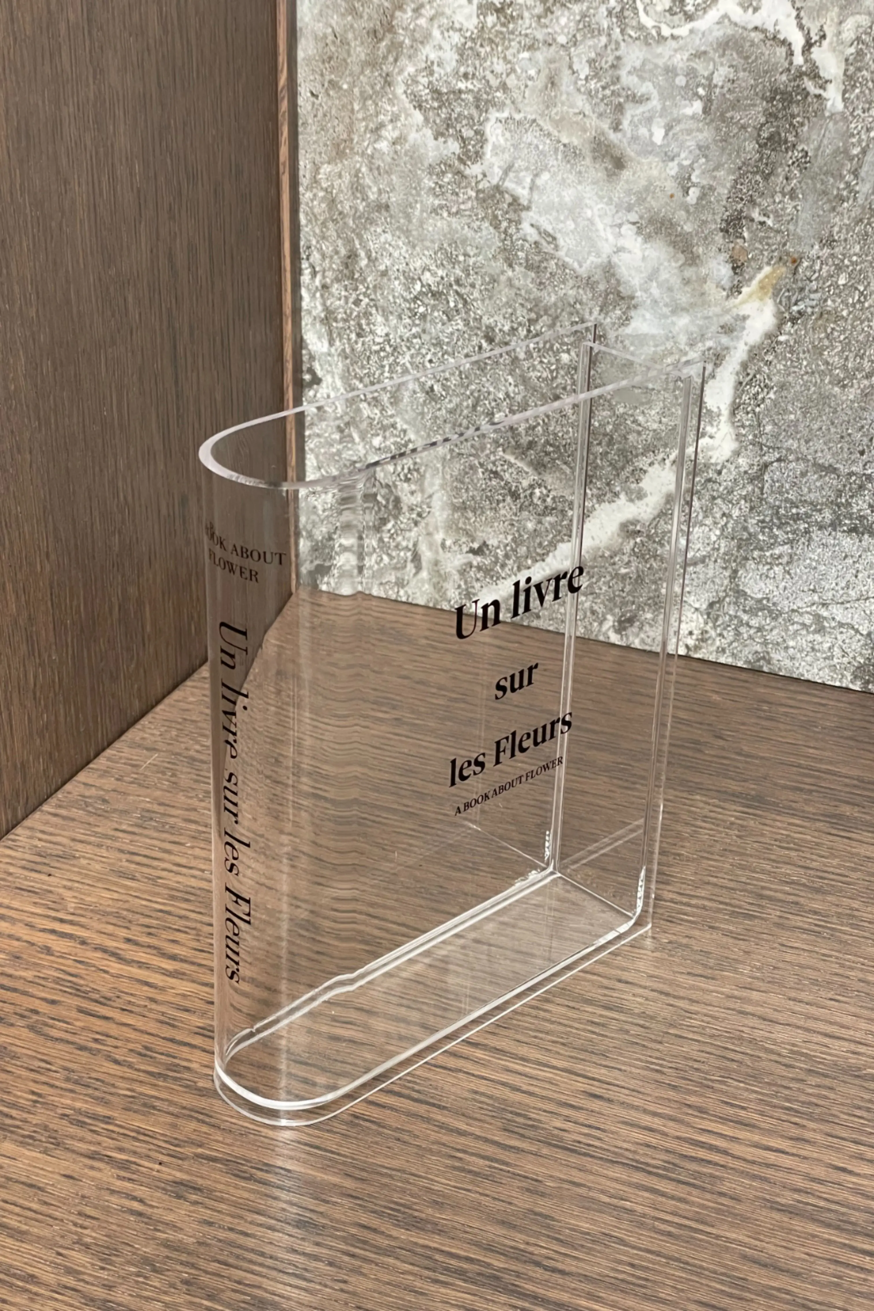 Decorative Clear Book Design Flavor Flowers Acrylic Vase