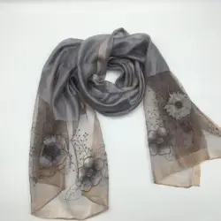 Elegant women hand embroidered silk and wool scarf with low MOQ and price