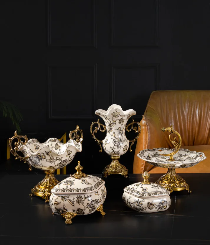 China manufacture high quality retro style handmade the middle east style luxury fruit plate bule flower pattern ceramic plate