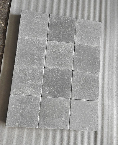 2024 Hot Sale Good Price Modern Custom Tumbled Travertine Mosaic Tiles Outdoor Hotel Projects Garage Floor Tiles Graphic Design