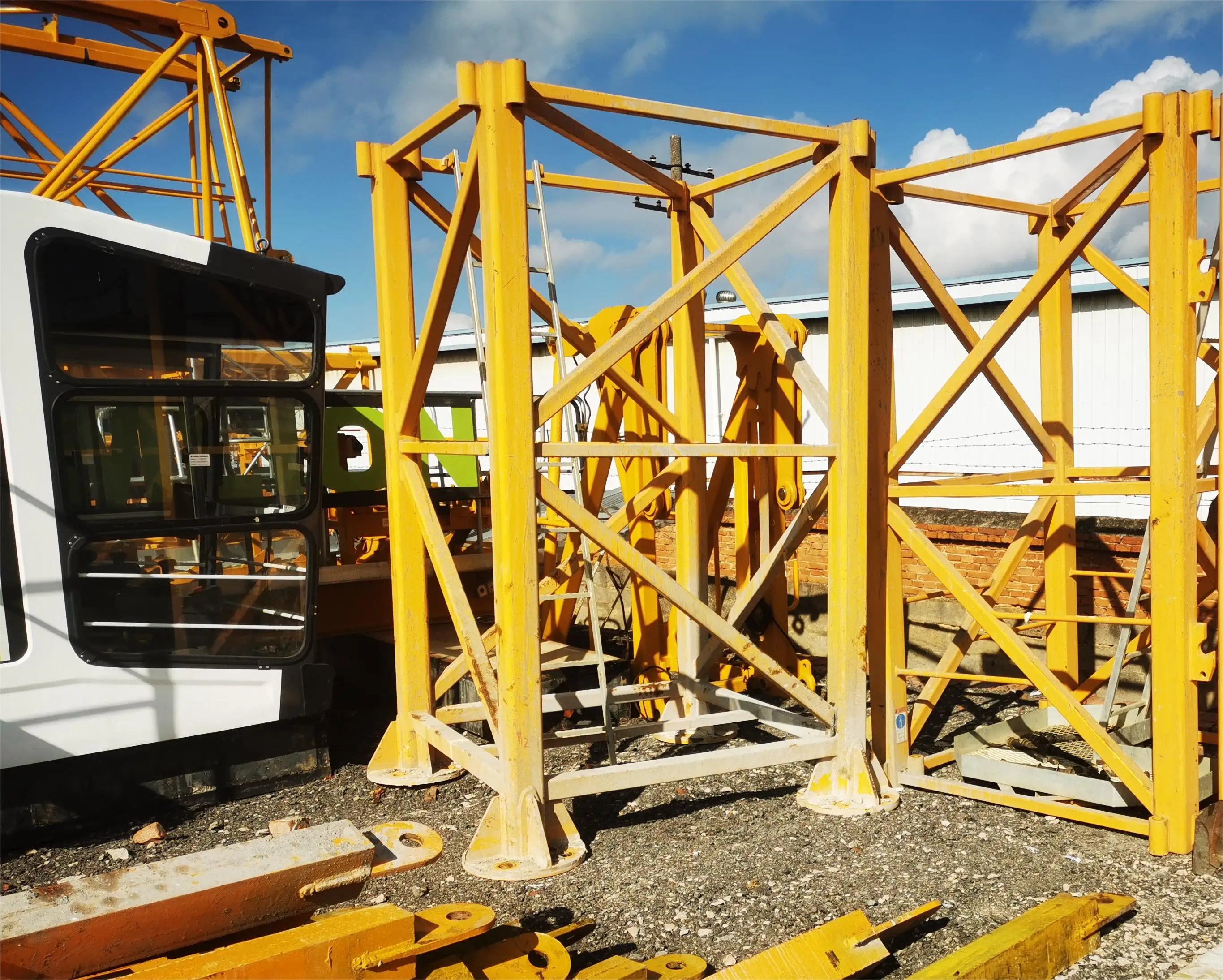 2020 year  high quality  used  flat top  tower crane  WA6015-8A   maximum  lifting weight 8 tons 60 m jib