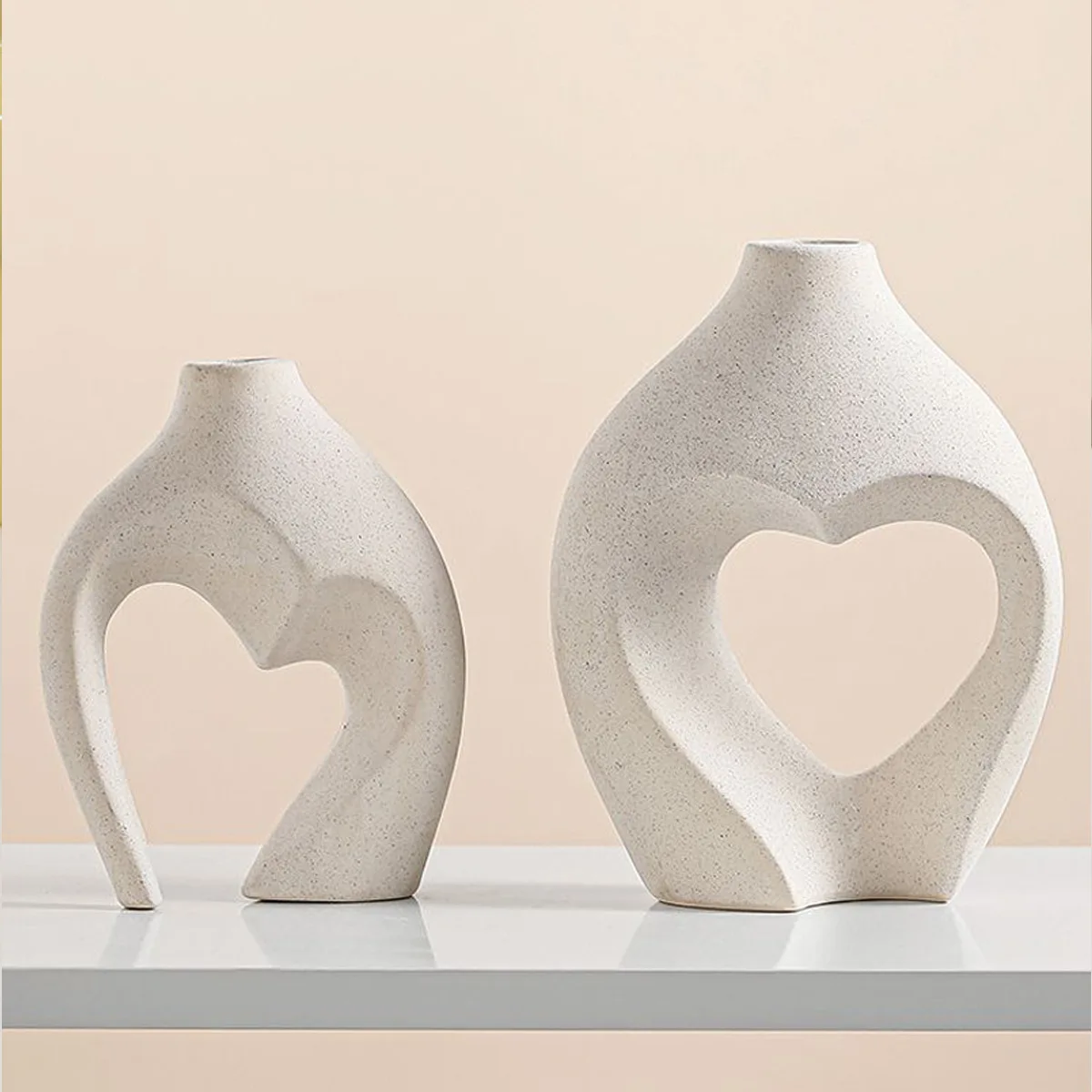 White Heart Shape Ceramic Vase Set of 2 Nordic Modern Boho ins Style Decorative Ceramic Aesthetic Flower Vase for Home Decor