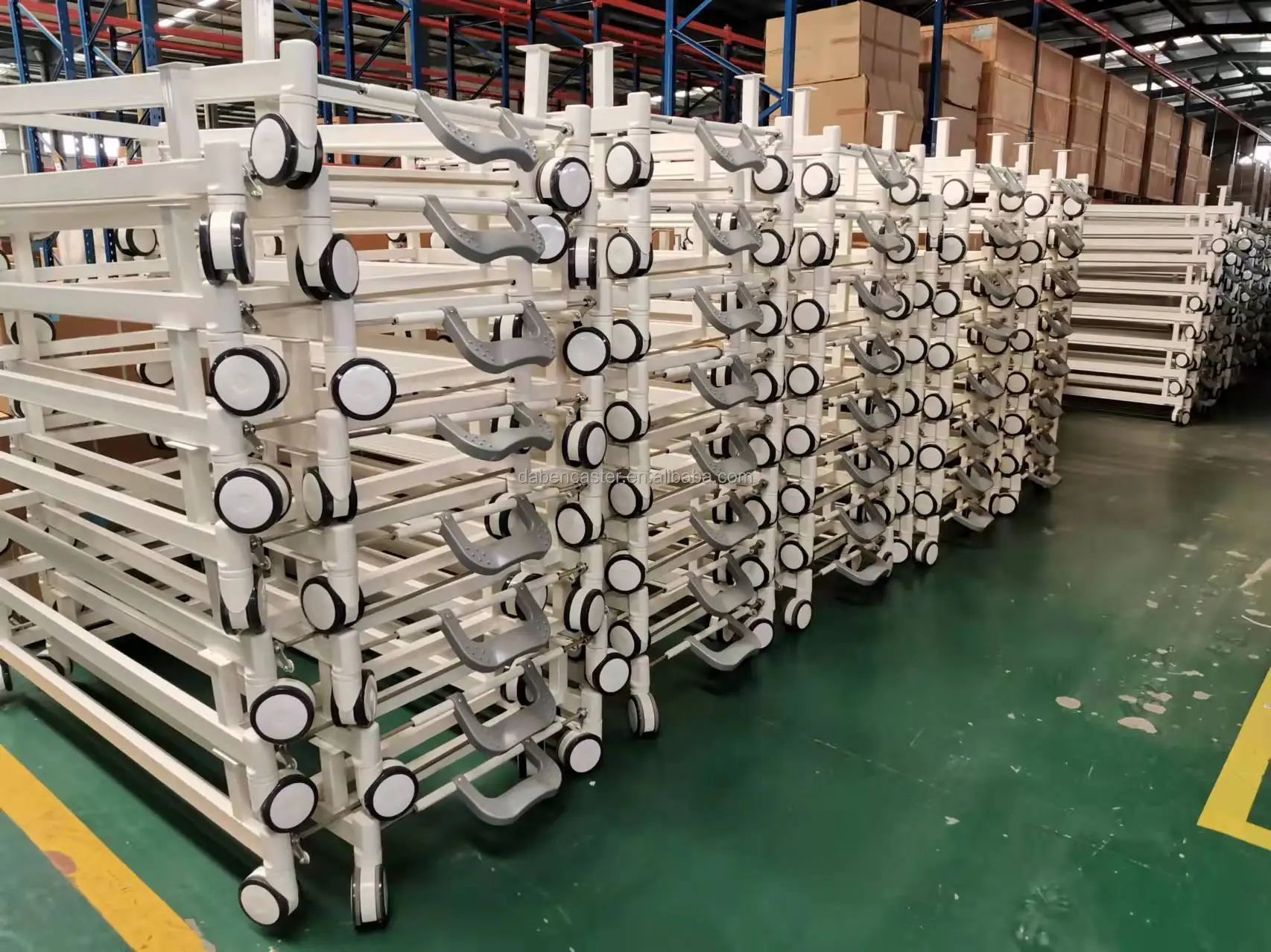 Central pedal, central lock system for hospital bed, medical equipment, wheels, casters