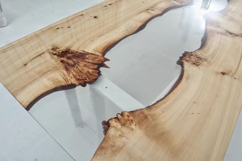 Home decoration luxury dining table on promotion available solid walnut wood epoxy resin river table