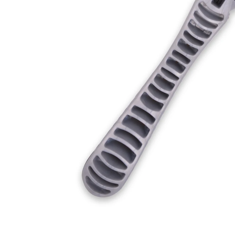 Triple Blade System Razors 1 Handle +8 Free Cartridges