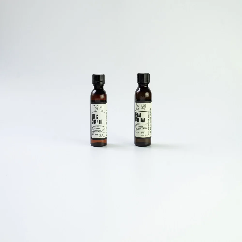 Wholesale luxury clear plastic cosmetic body lotion bottles hotel square round shape empty shampoo bottle for hotel