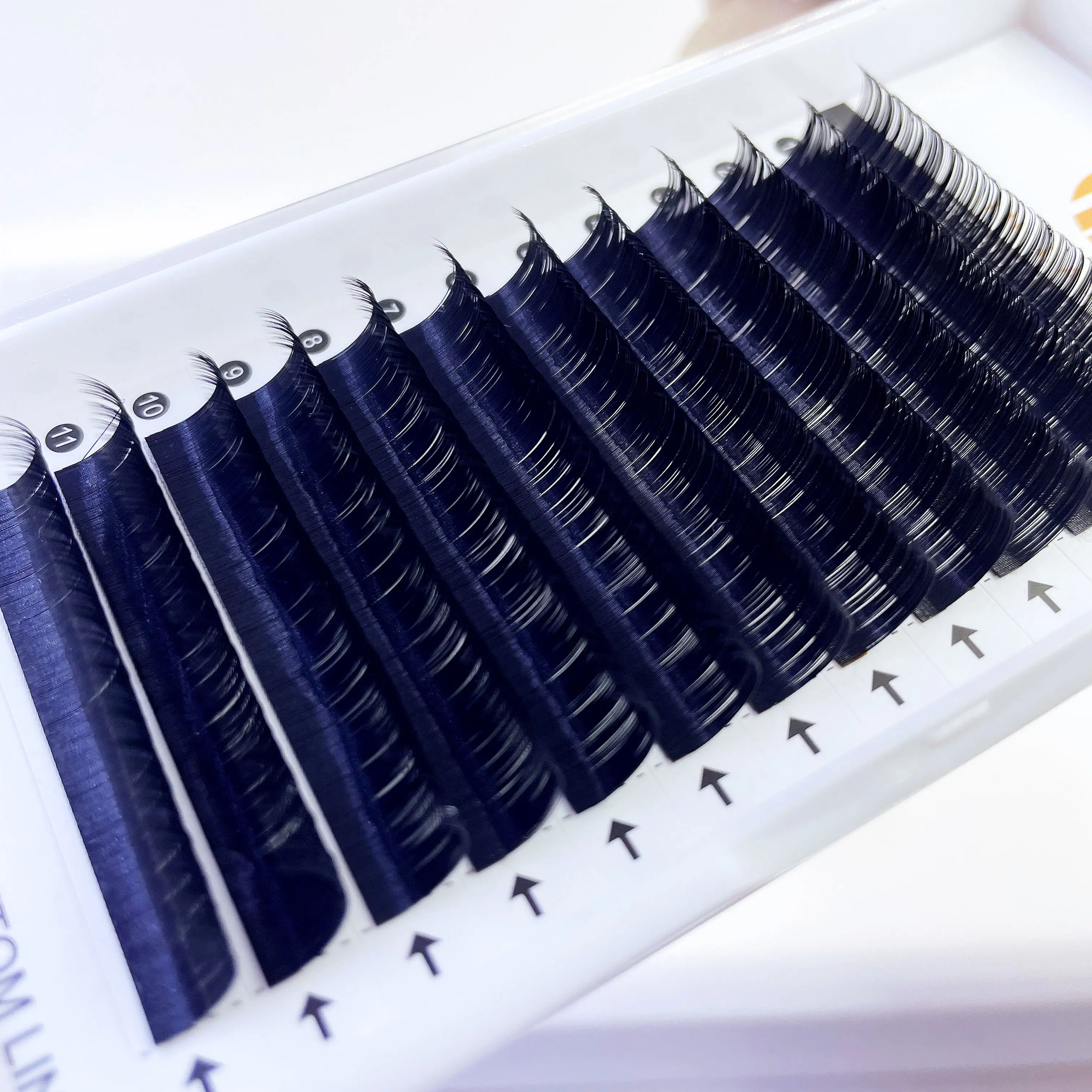 Quality  Korean PBT Fiber Classic Eyelash Extensions Private Label Mink Eyelashes