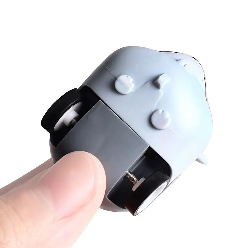 Cute little toys cartoon mini animal boomerang car inertia car kindergarten activities gift ground push twisted egg toys