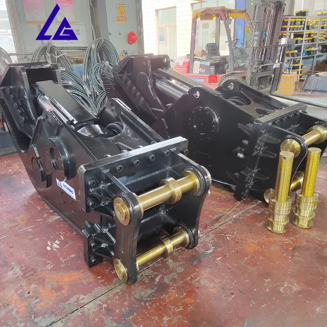 Concrete recycling demolition concrete excavator pulverizer with interchangeable plates