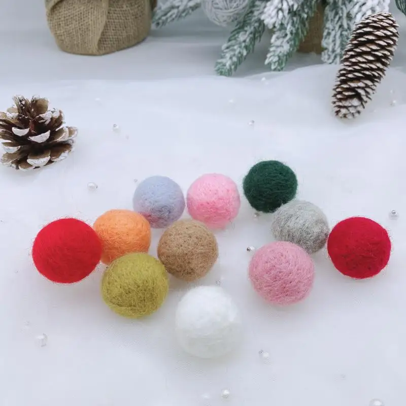 wool ball Christmas day decorative ball drying ball moisture-proof anti-static