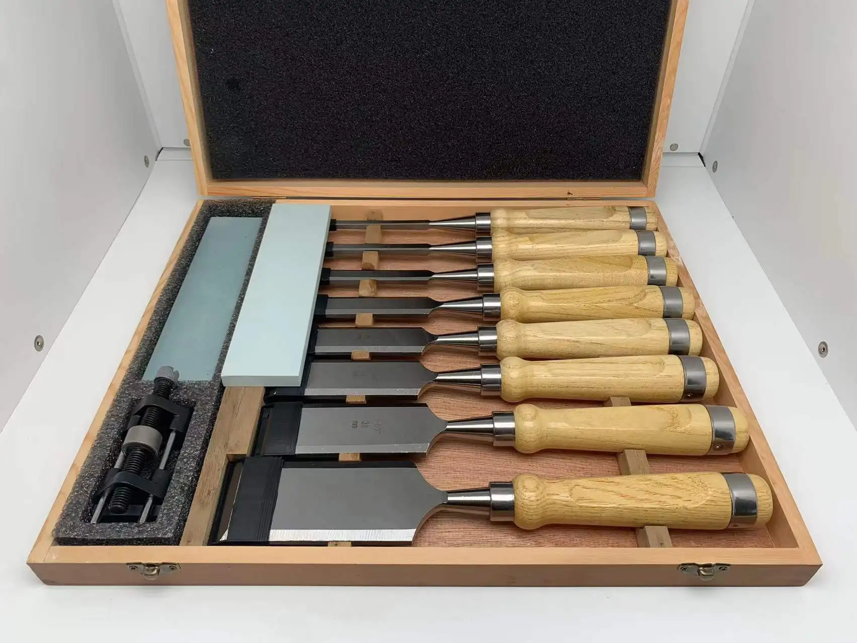 High Quality 11pcs Wood Carving Chisel Set with Sharpening Stones Wooden Box