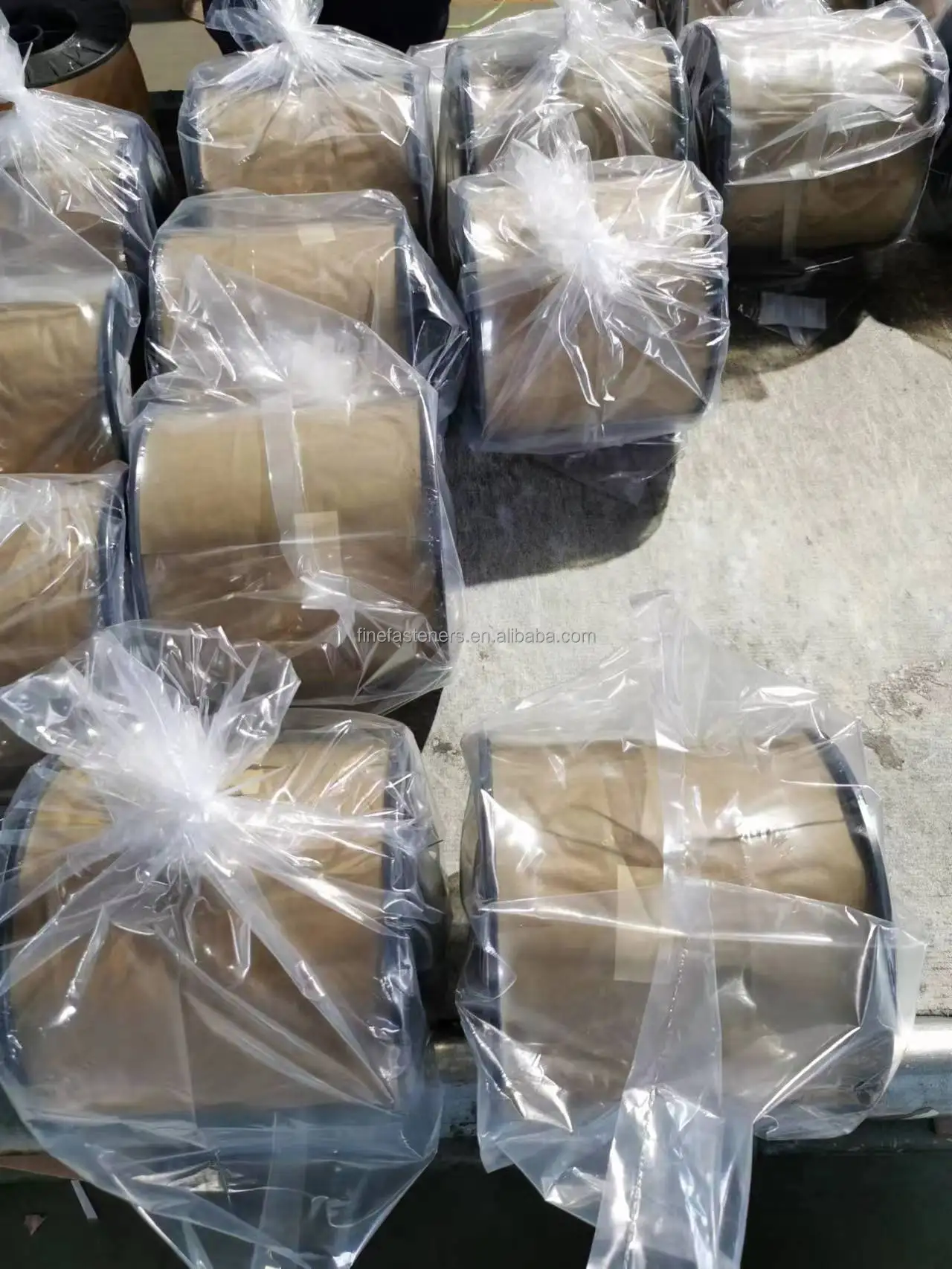 Сварка стальной проволоки с медным покрытием для коллажирования катушки ногтей 0 6-0 75 мм