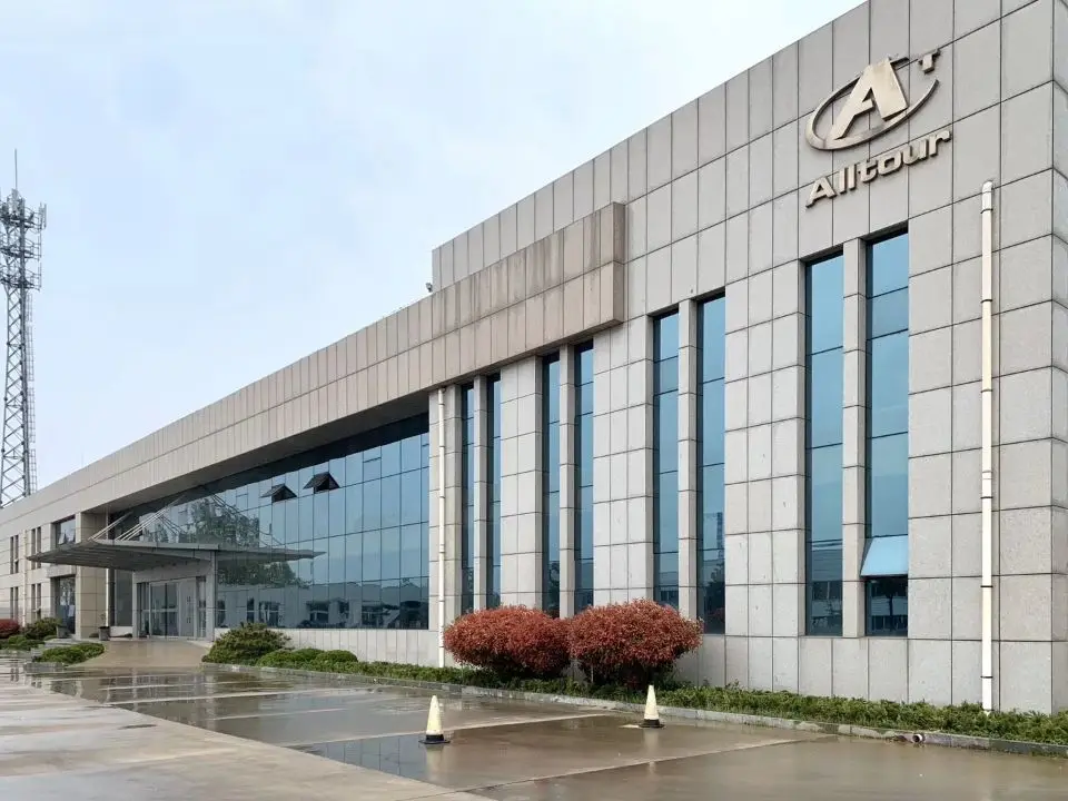 Тормозные колодки Alltour для коммерческих автомобилей MAN, VOLVO, RENAULT TRUCKS, новая технология