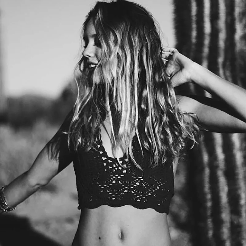 Bestwayclox 2024 New Popular Knitting Bikini Top Women Handmade Solid Cotton Swimwear Bathing Suit Biquini Top Bra without pad