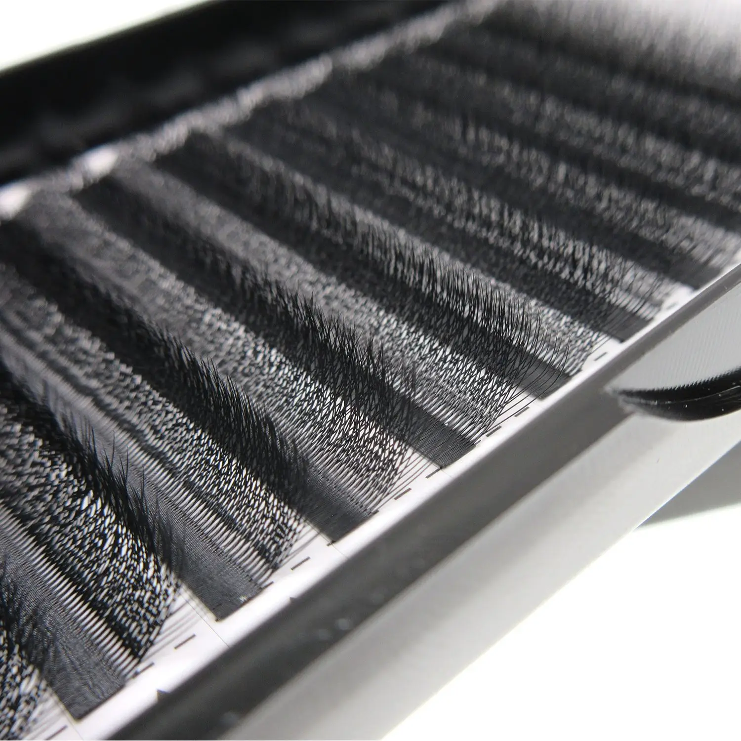 0.03C four-leaf clover 4D one-second flowering grafted eyelashes soft and free to take hair without loose roots