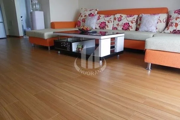 Hot selling quality and cheap green building materials products  8 and   12mm  HDF Laminate  Flooring