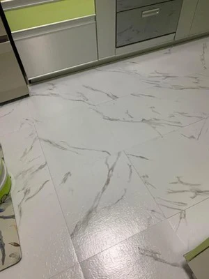 Eco-friendly Indoor Decoration Fireproof Moisture Proof Pvc Sticker Floor Wood Design Vinyl Flooring Hospital Modern Workshop