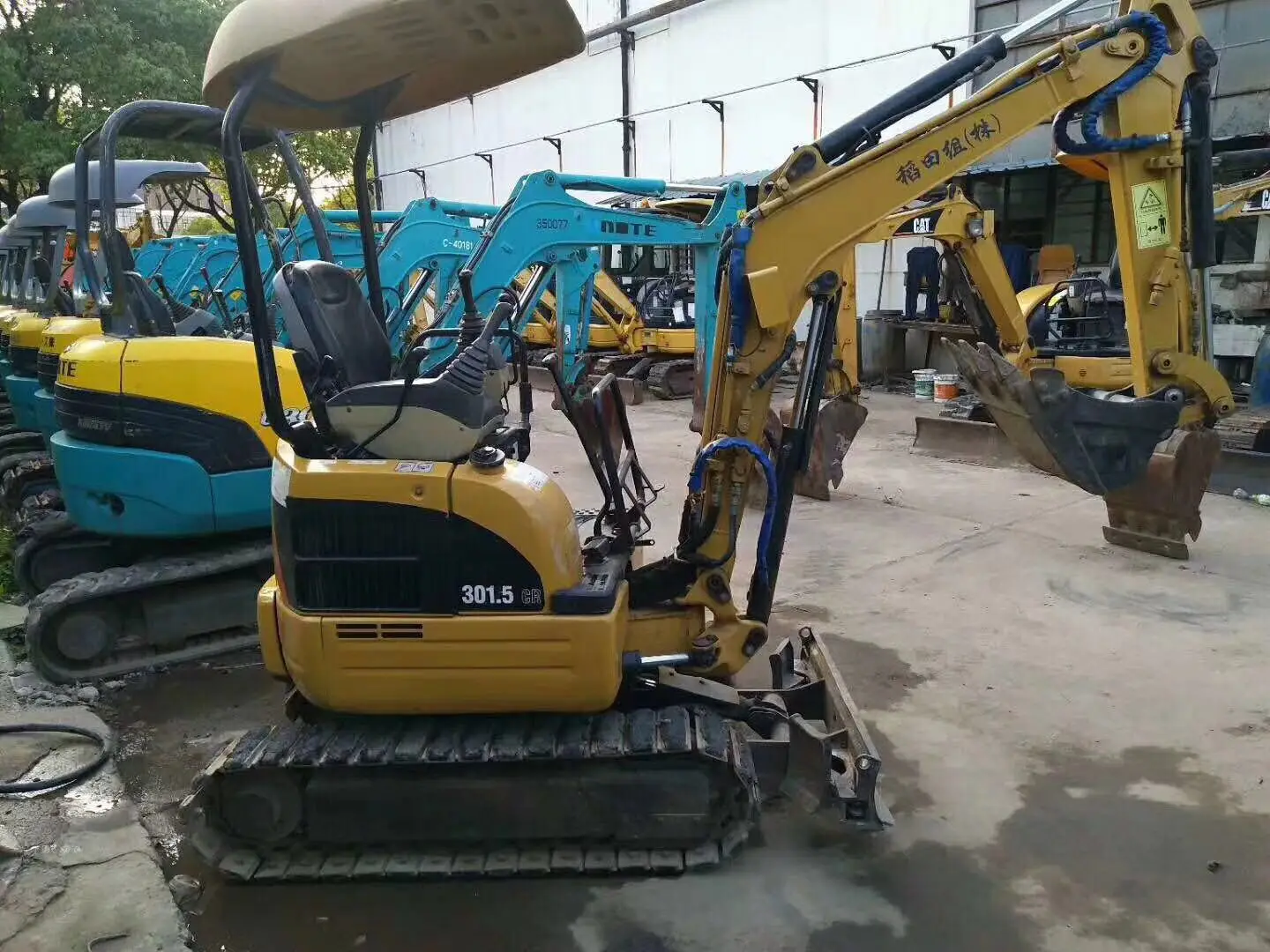 Высококачественный б/у мини-экскаватор cat 301 в хорошем