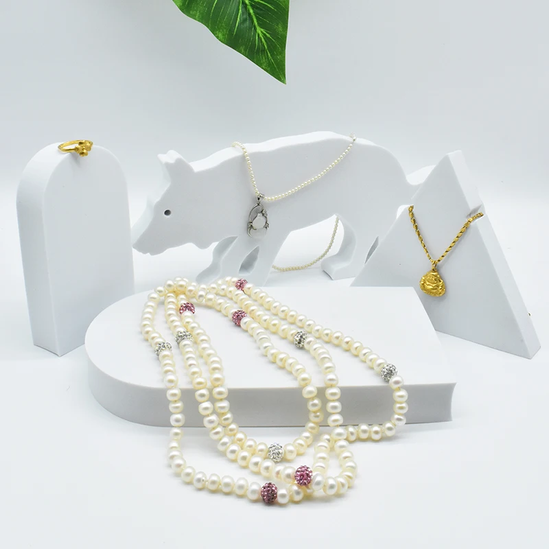 Yiscaxia the new listing ins Animal shape photo props for posing for jewelry beauty photography props background