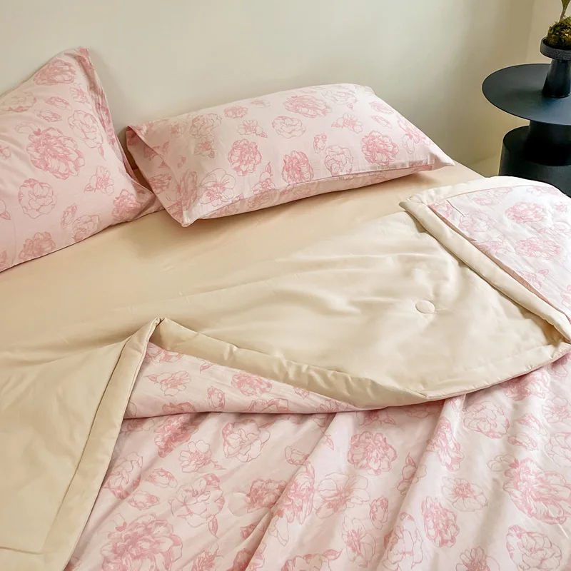 Wholesale Summer Quilt Jacquard Quilted Cotton Three-layer Yarn Bedspread 4 pcs Set