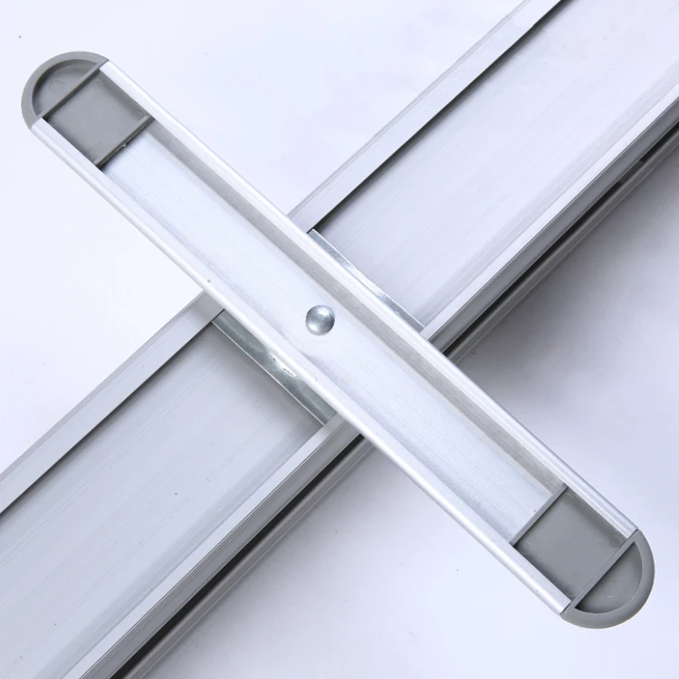 Устойчивый держатель для баннера на открытом воздухе