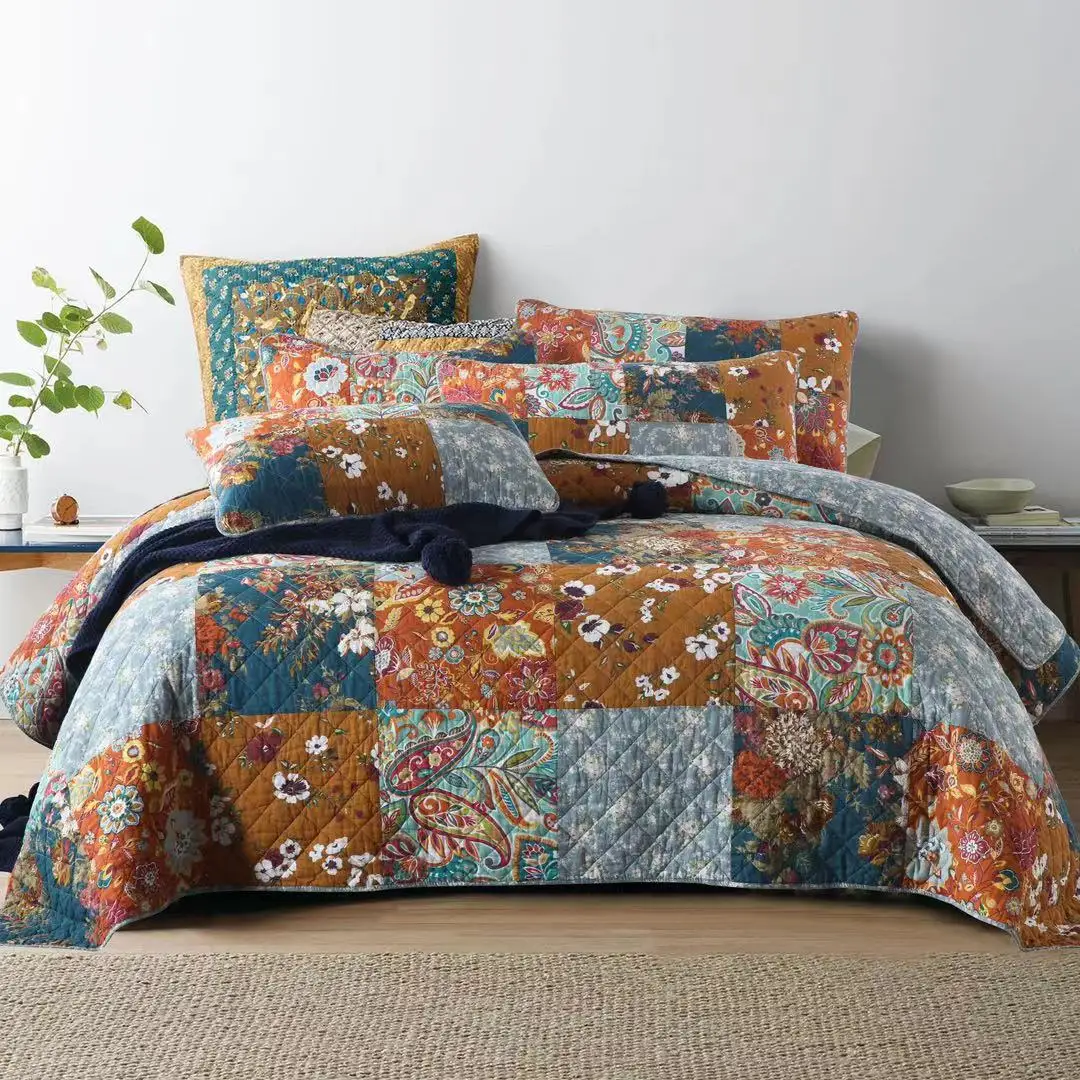 New Arrival Green Organic Cotton Handmade Genuine Splicing Montage Bedspread Quilted Set