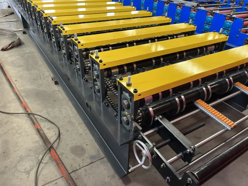 High Quality Good Price Roofing Sheet Making Machine Metal Portable Corrugated Steel Roofing Sheet Machine